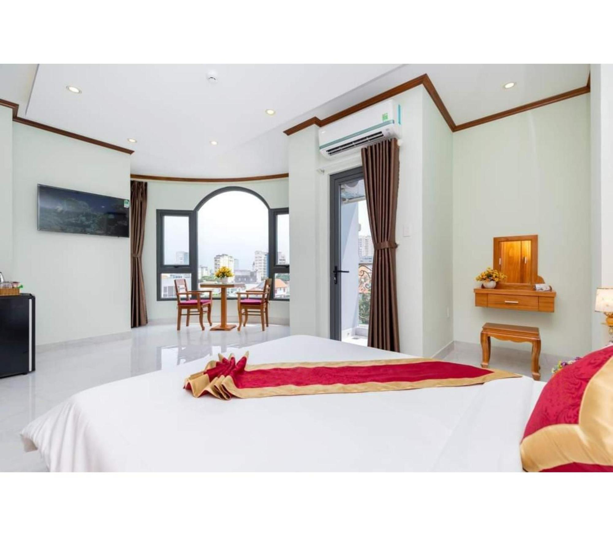 Oyo 1216 Ha Hotel Vung Tau Esterno foto