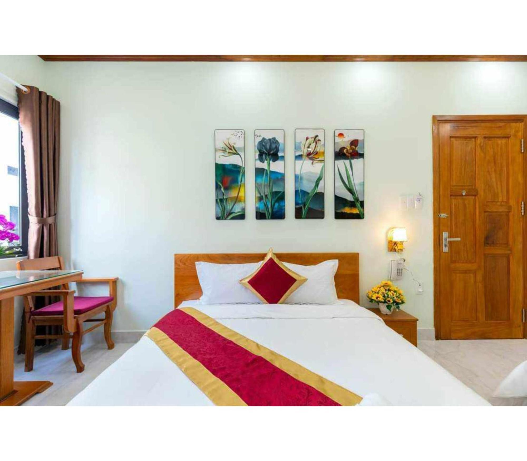 Oyo 1216 Ha Hotel Vung Tau Esterno foto