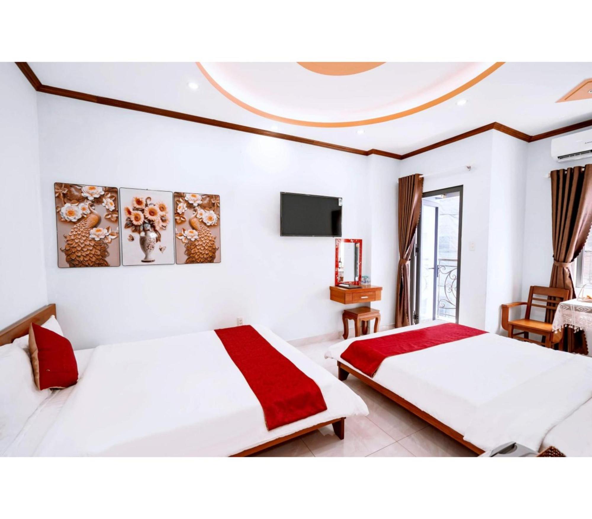 Oyo 1216 Ha Hotel Vung Tau Esterno foto