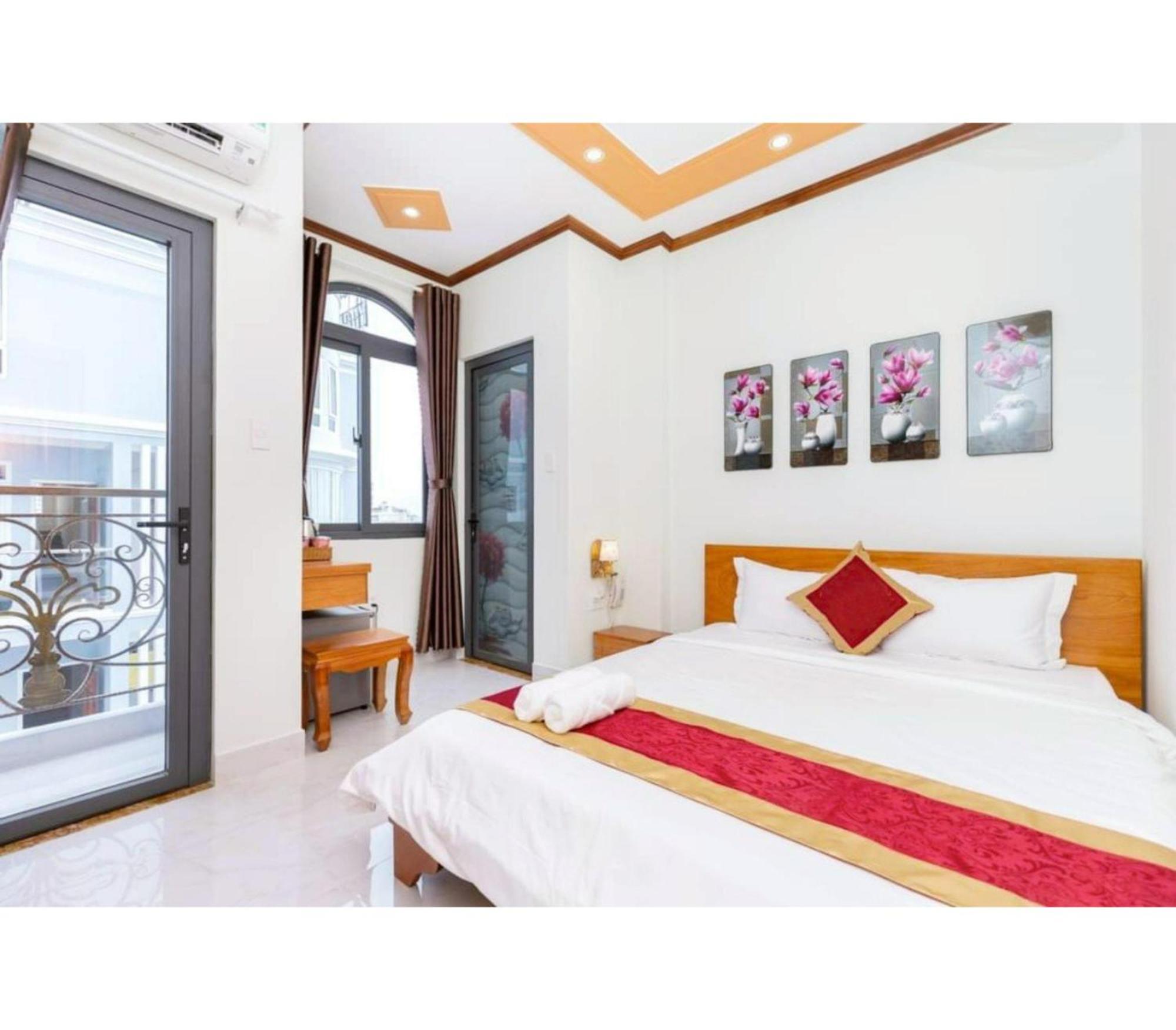 Oyo 1216 Ha Hotel Vung Tau Esterno foto